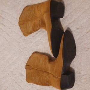 Ariat Heritage Boots